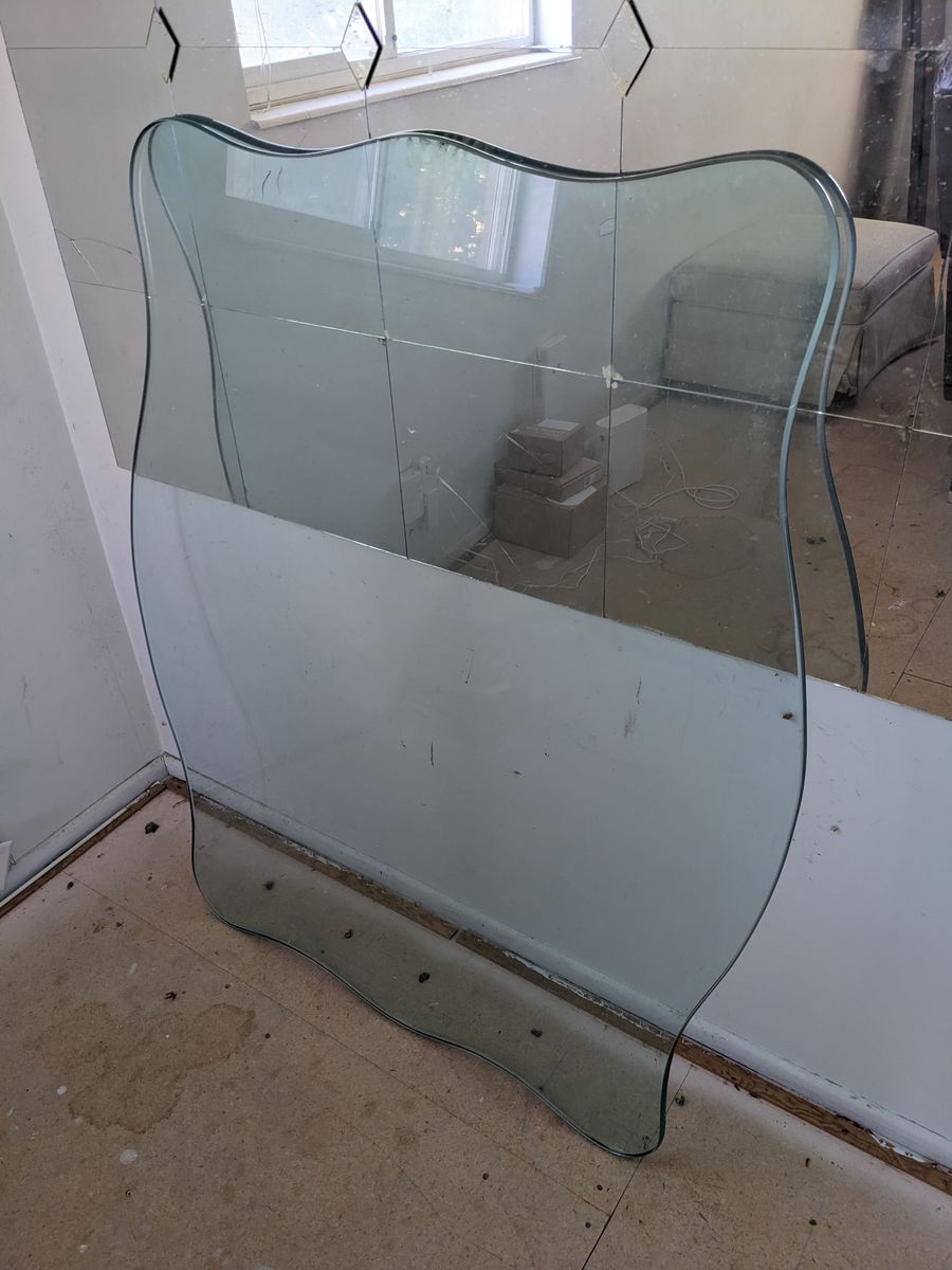 Main image 3