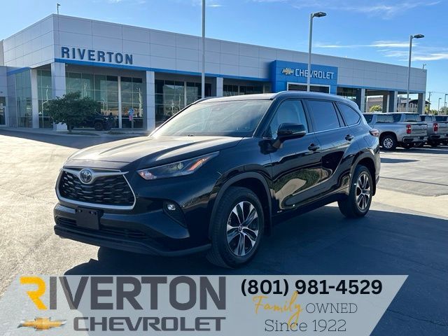 2024 Toyota Highlander XLE