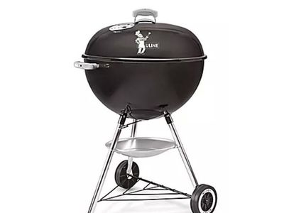 Weber kettle charcoal grill brand new