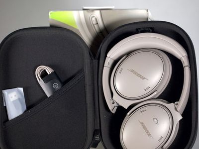 Brand new sandstone qc headphones