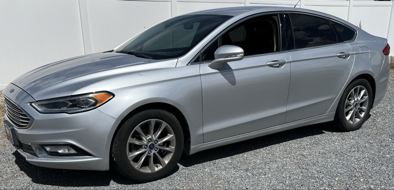 2017 Ford Fusion SE Sedan