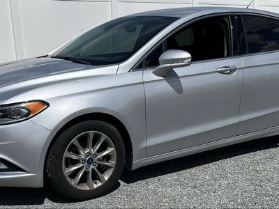 2017 Ford Fusion SE Sedan