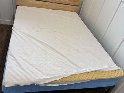 Full/double Memory Foam Mattress Topper