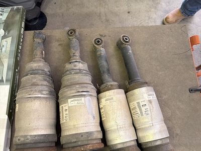 OEM Air Shocks for 2011 Land River LR4