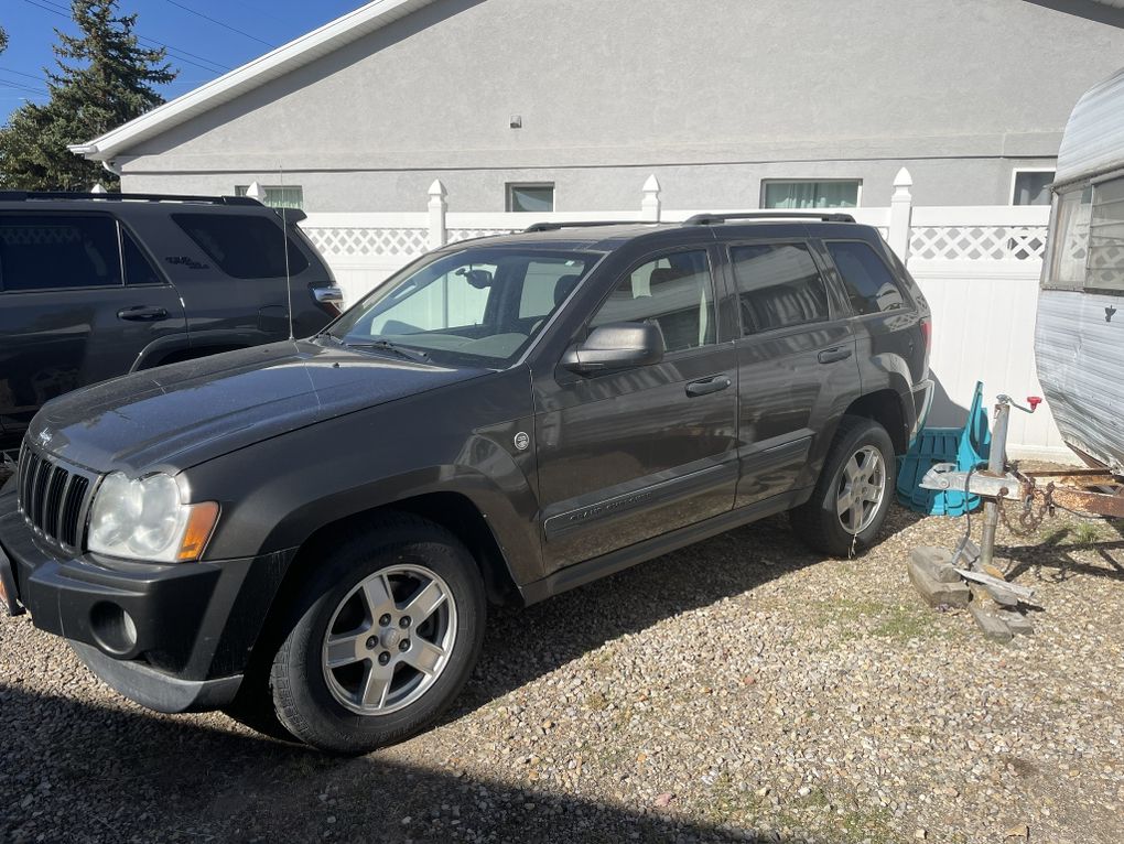 2006 Jeep Grand Cherokee Laredo
