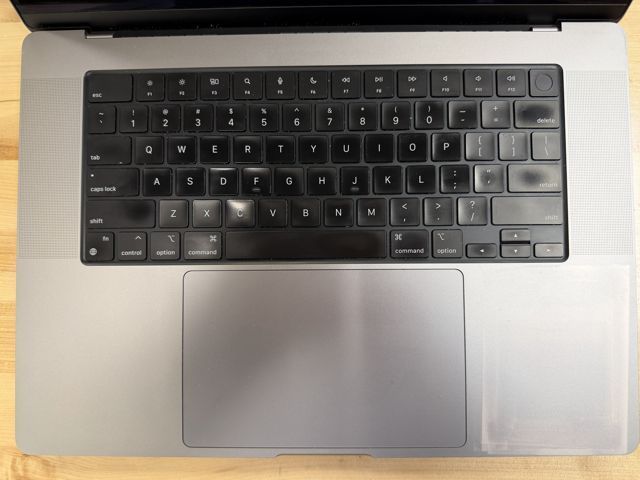 Main image 3