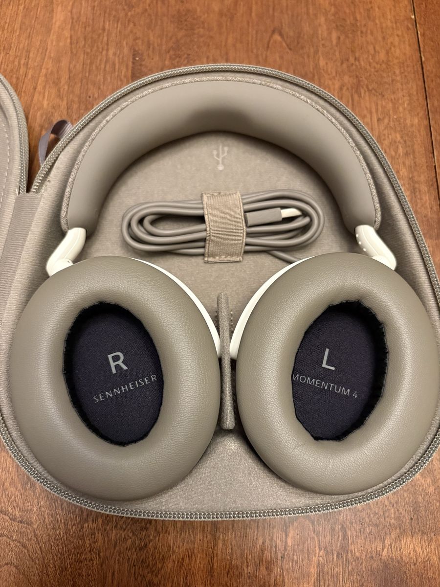 Sennheiser Momentum 4