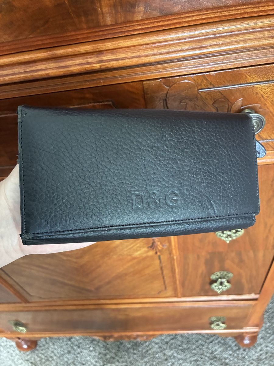 D&G Black Grained Leather Tri-Fold Wallet