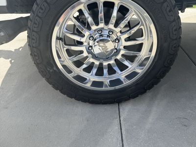 Cali 22x10 summit 35x12.5