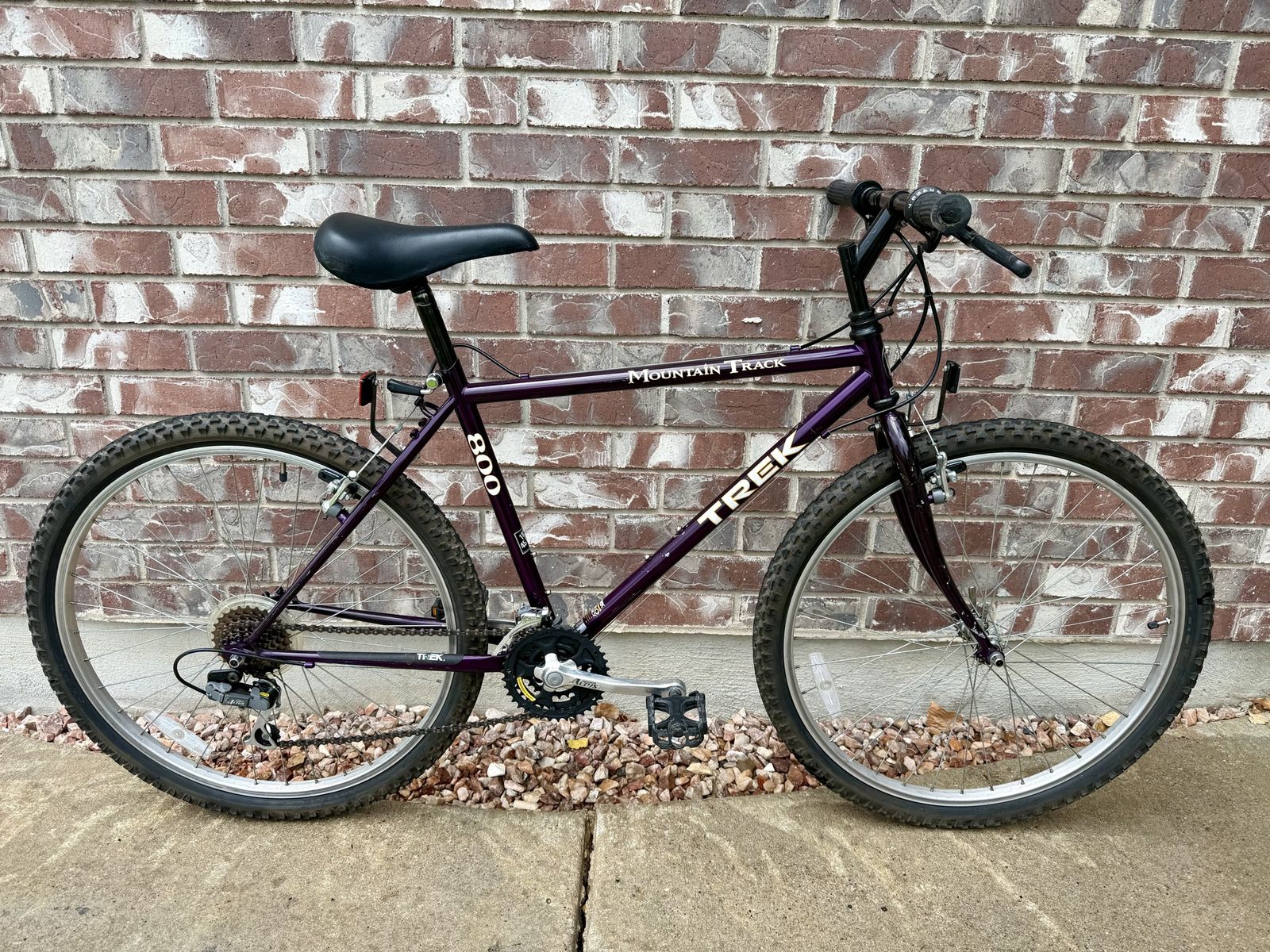 Medium Trek Mountain Track 800 Purple Mountain Bike