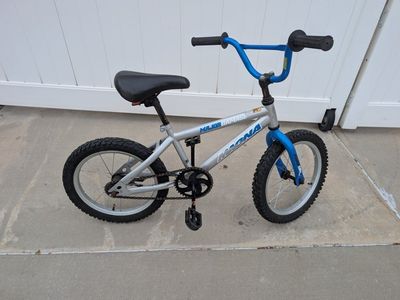 Boys bike, 16 inch