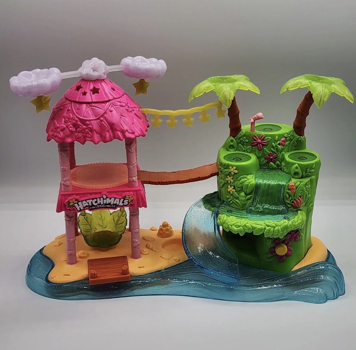 HATCHIMALS CollEGGtibles Tropical Party illuma Island lights sounds toy playset