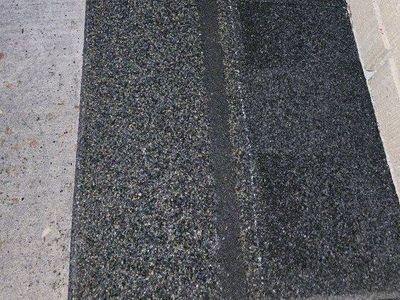 Asphalt roof tiles 83 pices.