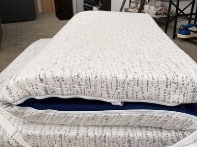 XL Twim 3” foam mattress topper and 1 inch mattress protector. Used for one year at college dorms. No stains still looks new.