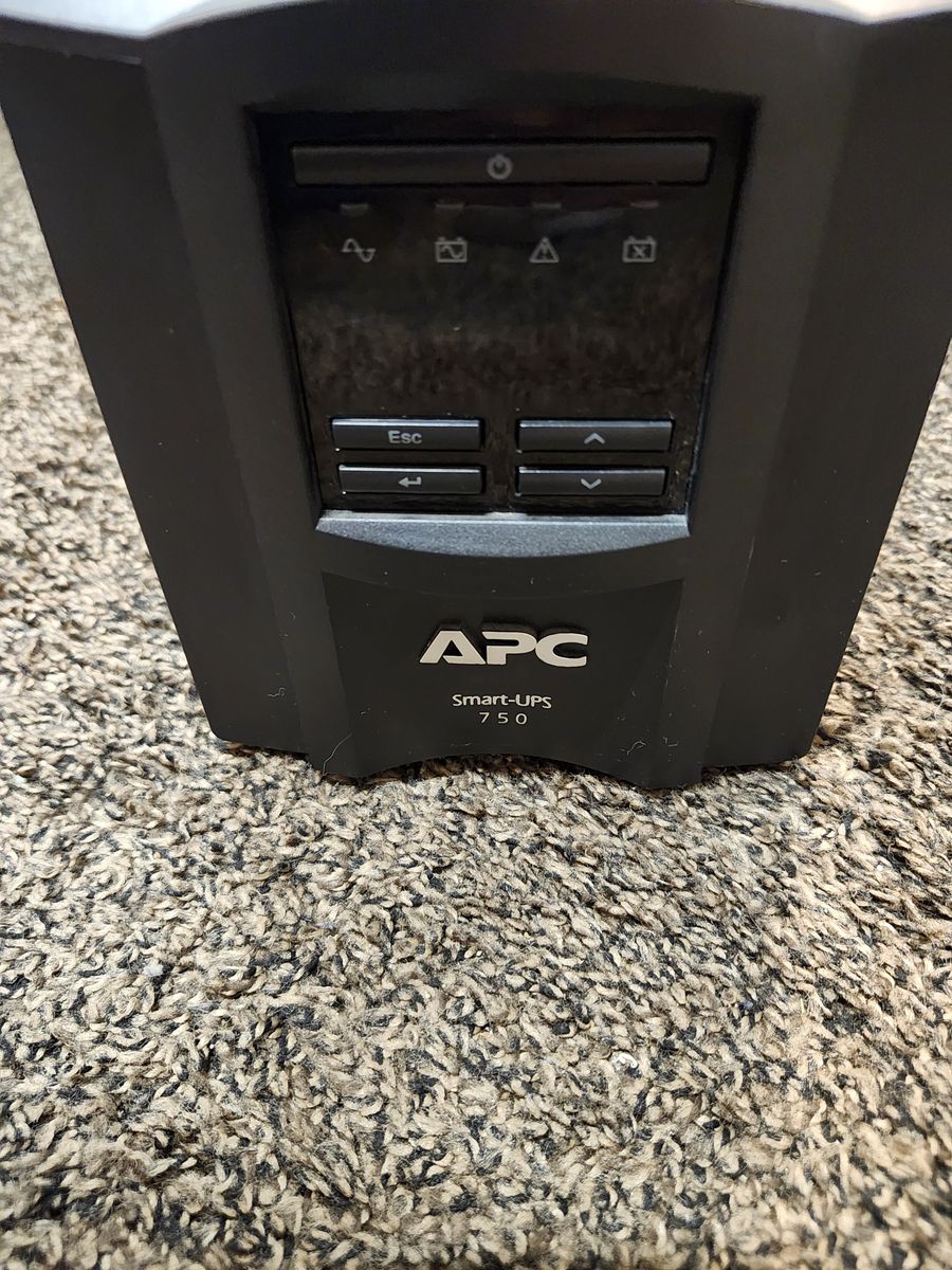 APC 750 backup power supply