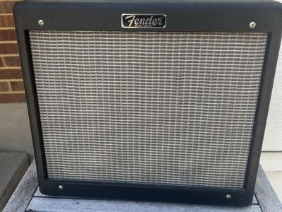 Fender Blues Junior III 15-Watt 1x12 Tube Guitar Combo Amplifier Black