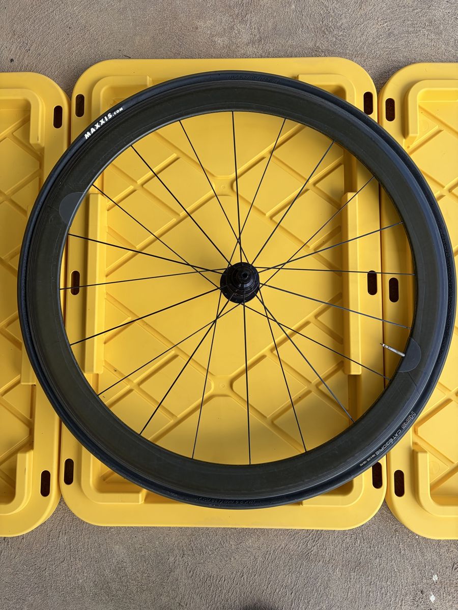 Reynolds 700c Carbon Front Race Wheel - Ceramic Bearings