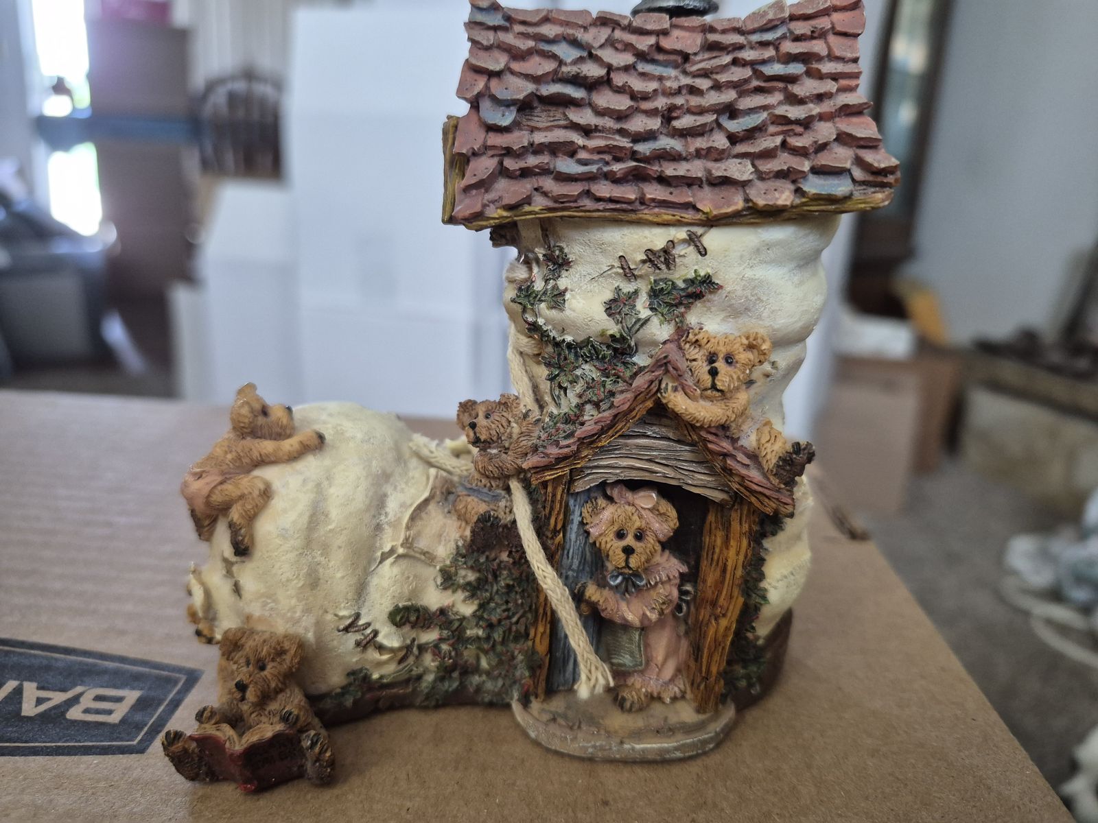 Main image 11