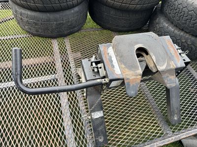 5th wheel hitch