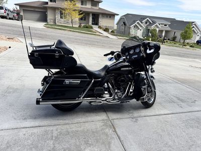2013 Harley Davidson FLHTK Electra Glide Limited