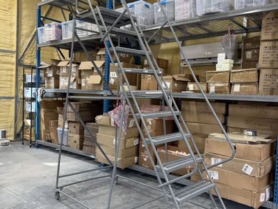 Uline 10-Step Rolling Safety Ladder