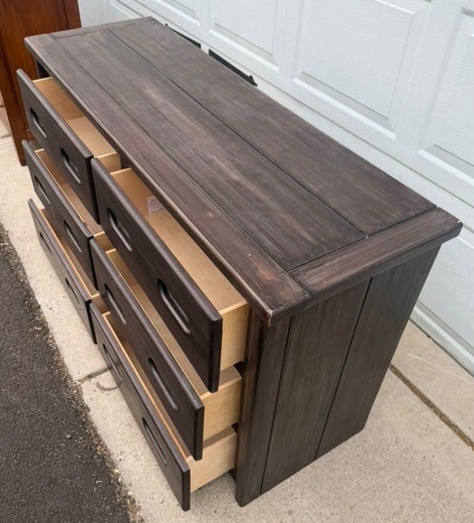 Main image 4