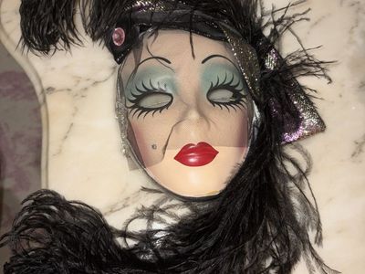 Theatrical Mardi Gras-style mask