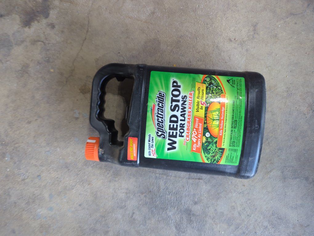 Spectracide Weed Stop For Lawns Plus Crabgrass Killer - Kills 470+ Weeds & Yellow Nutsedge
