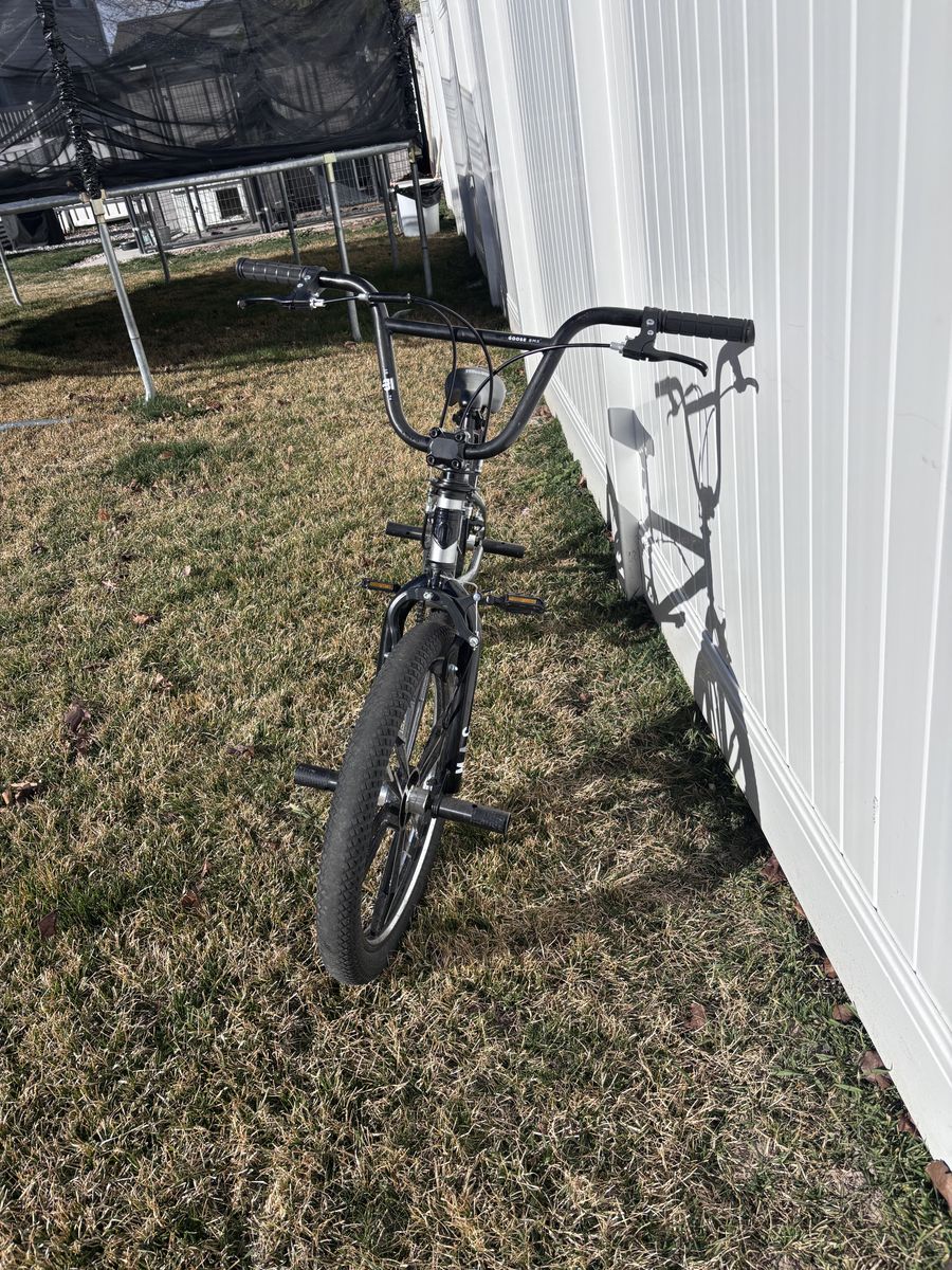 BMX MONGOOSE LEGION MAG BIKE