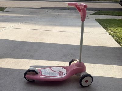 Radio Flyer My 1st Scooter 3-Wheel Pink Toddler Scooter, Excellent Condition