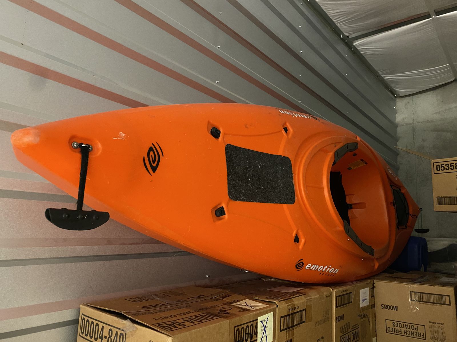 Emotion Kayak - Adult
