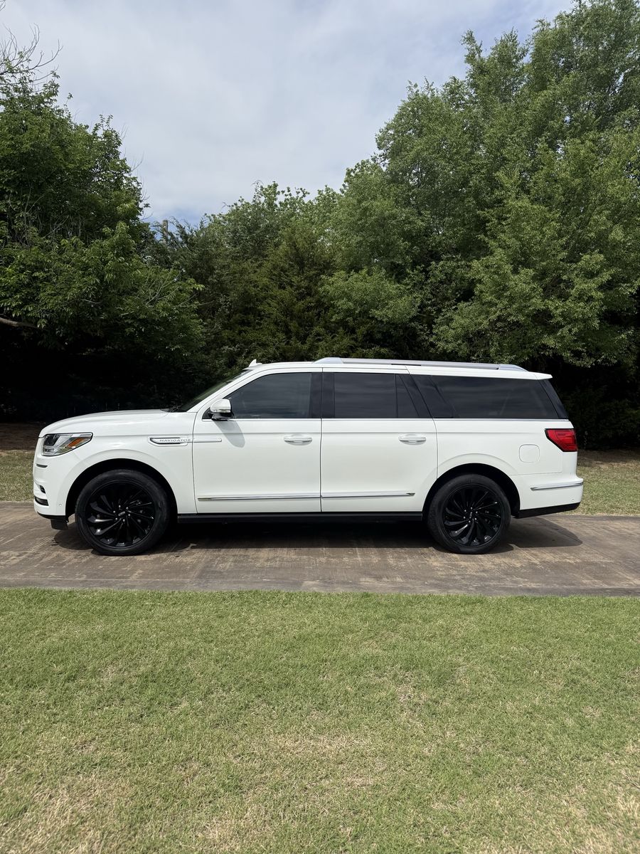 2021 Lincoln Navigator L 