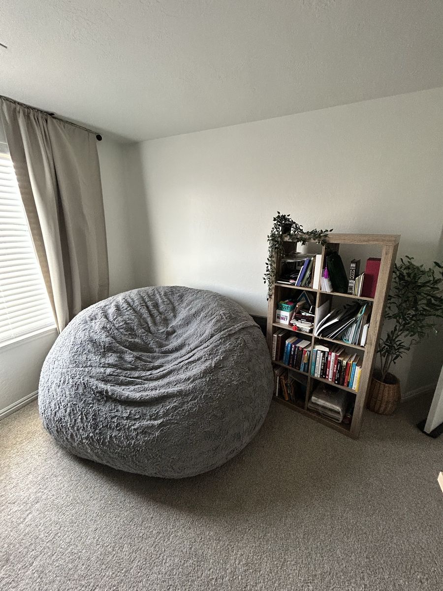 LOVESAC the BigOne Sac with cozy gray Wombat Phur cover