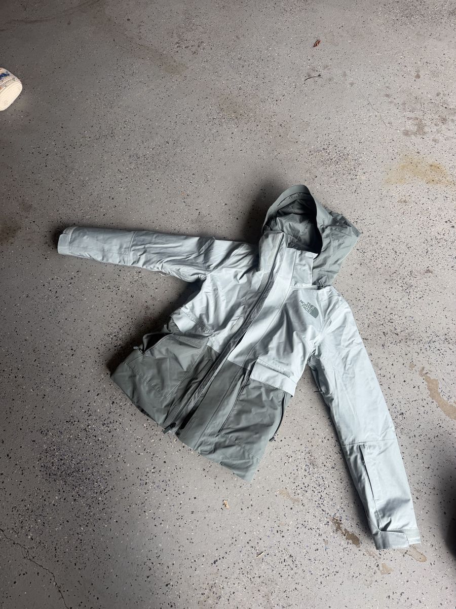 North Face Women's ski jacket