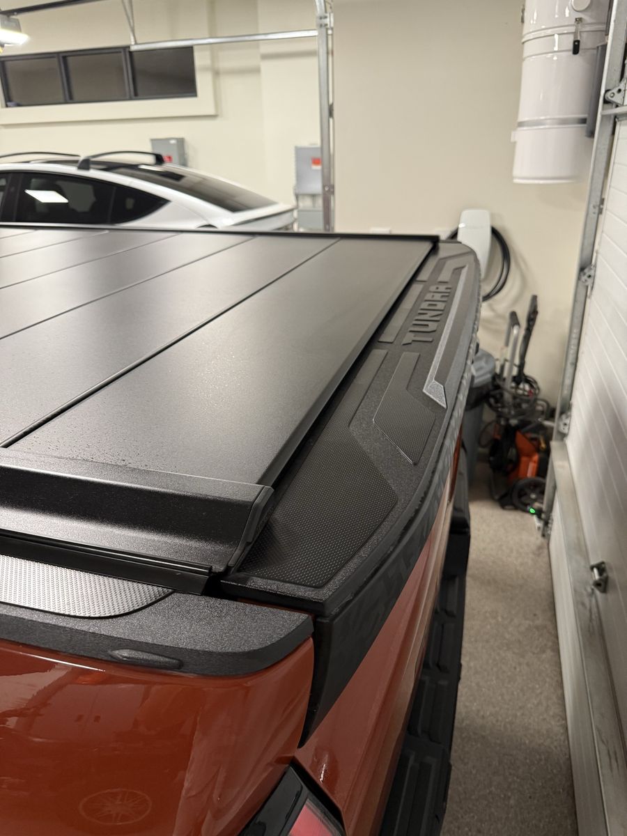 Truck Bed Tonneau Cover
