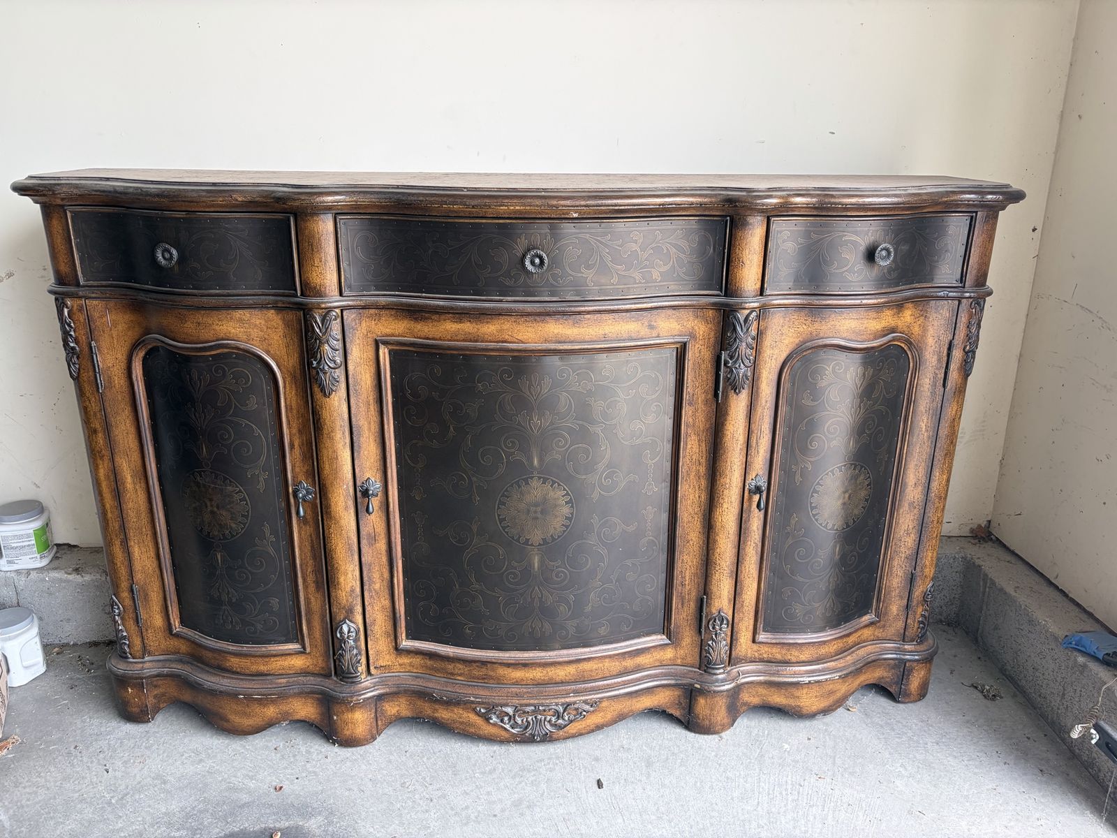 Main image 7