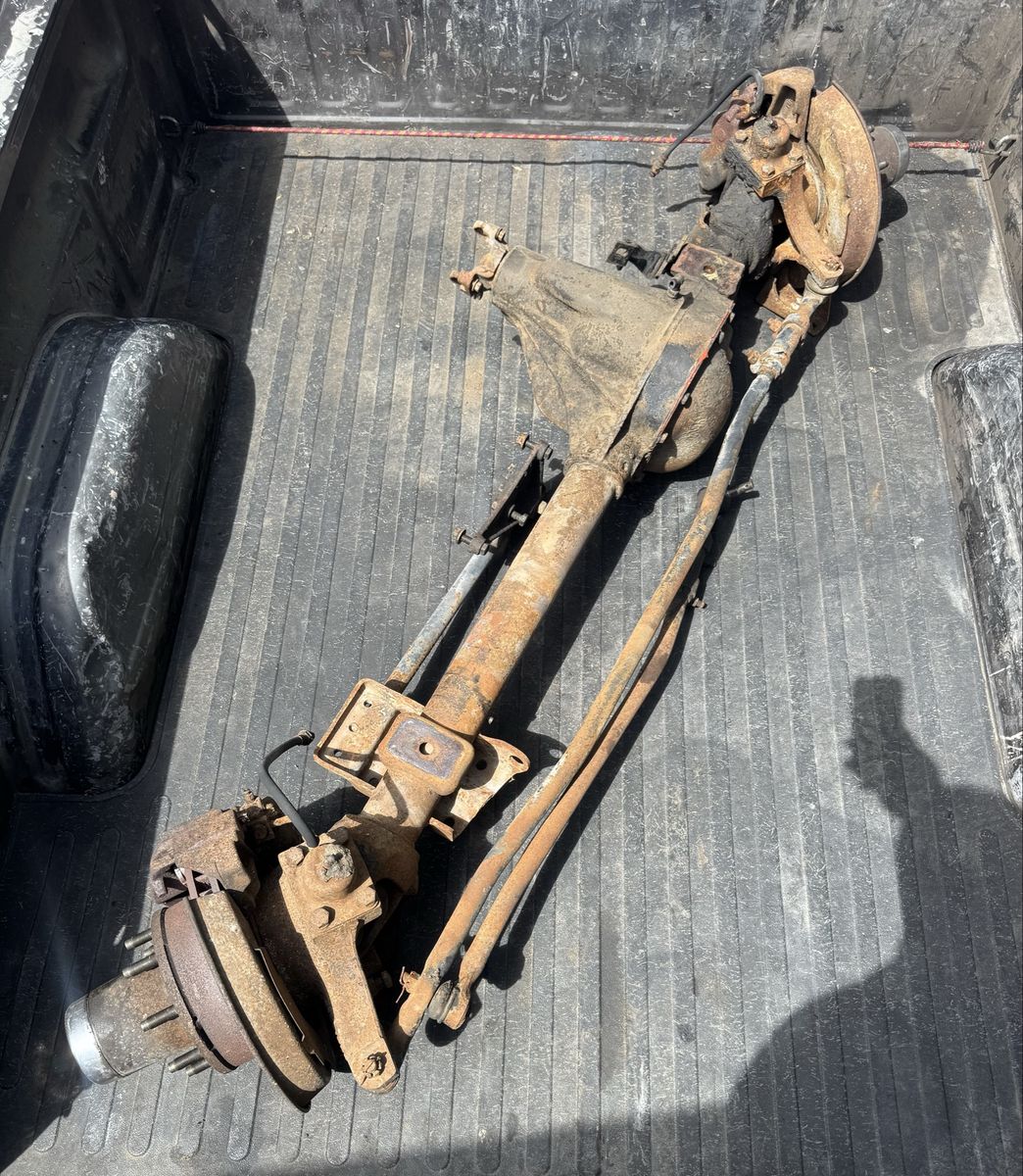 Kingpin Dana 60 Front Axle Assembly 4.10