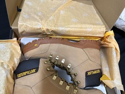 Brand New Caterpillar Outline Honey Reset 10.5 M