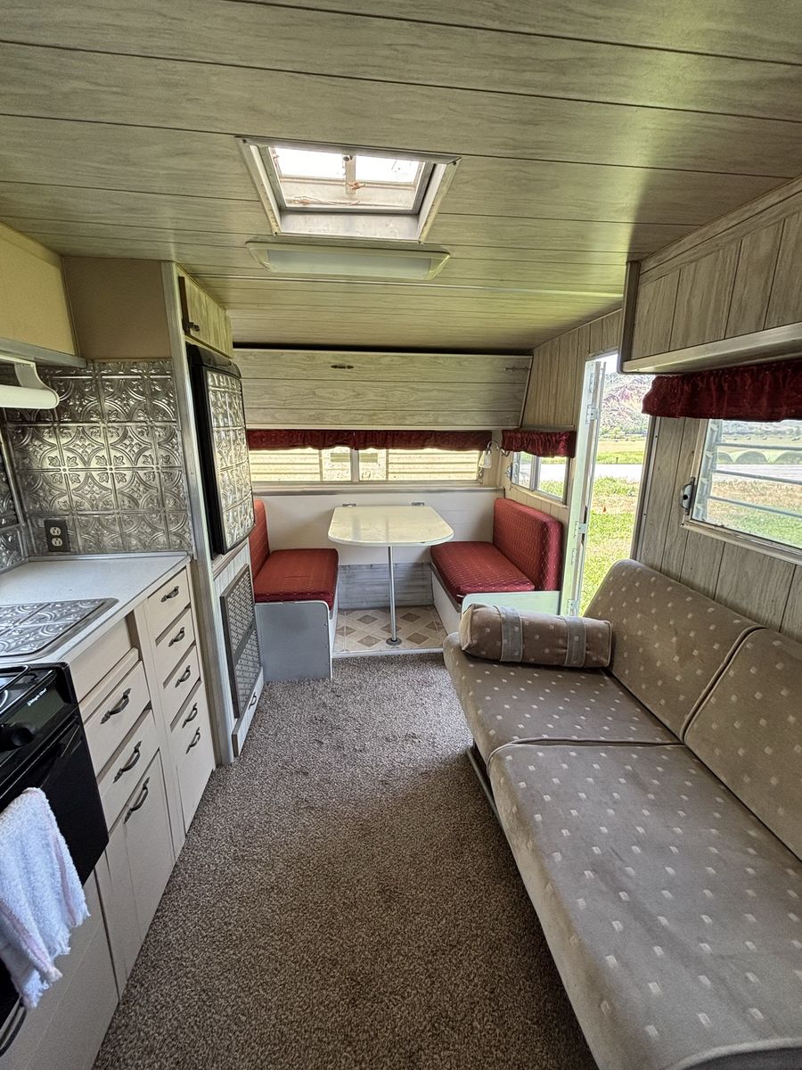 Aristocrat Camper