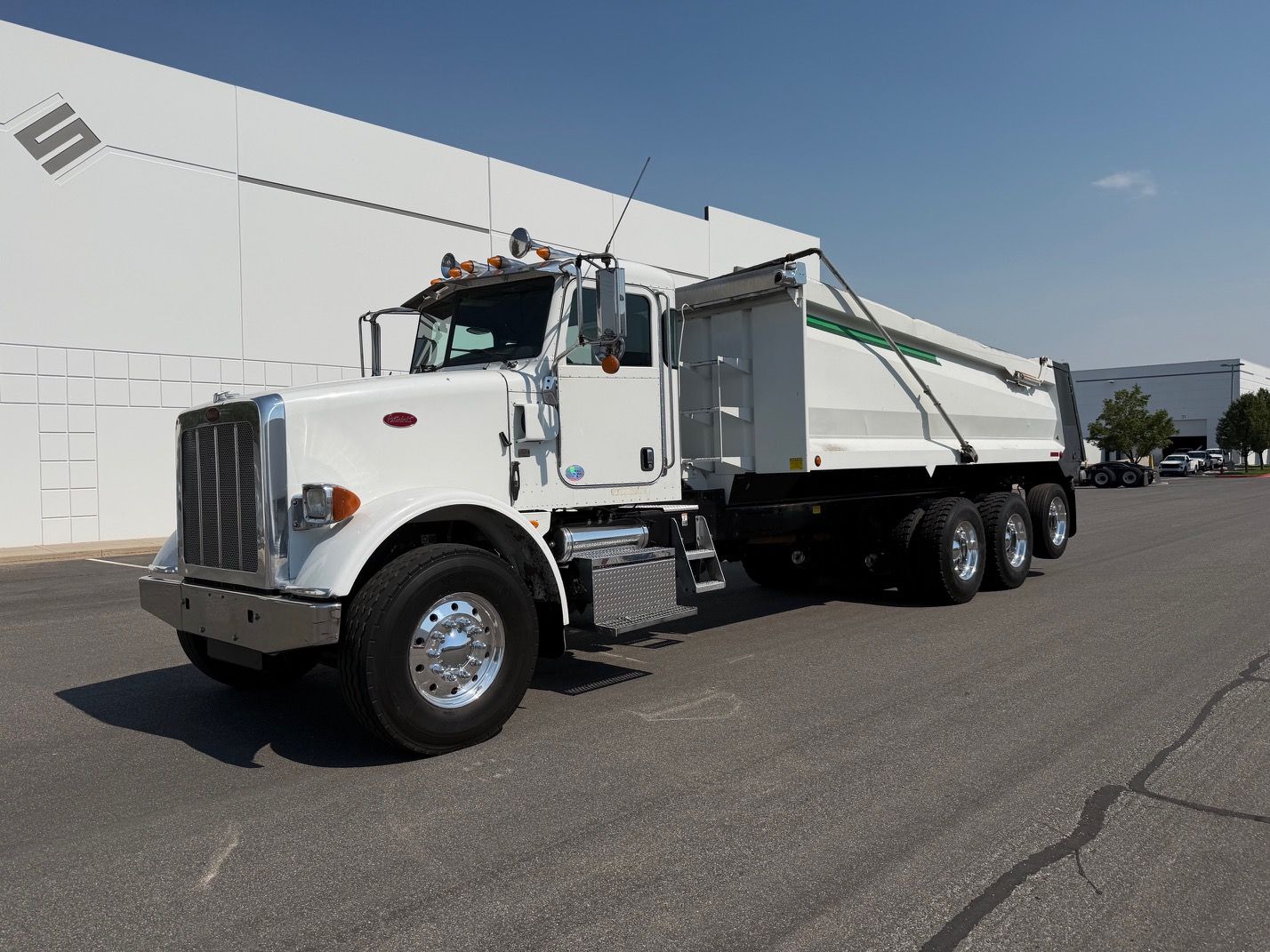 Low Miles Peterbilt Tag Dump Truck (20+ tons) 