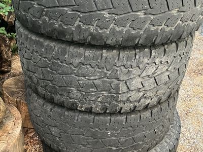 Toyo open country tires 295/60R20