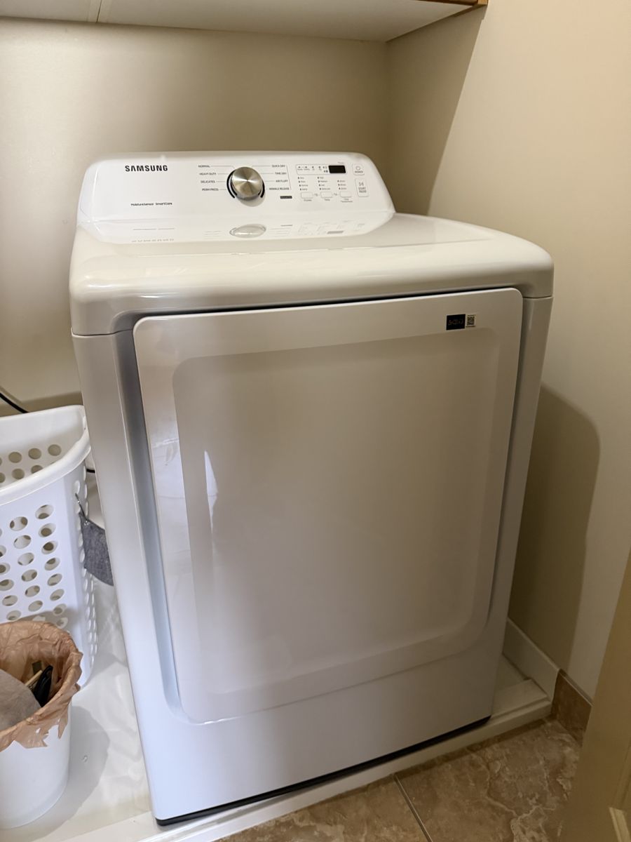 Like New Samsung Gas Dryer