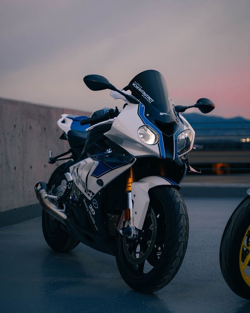 BMW S1000RR HP4