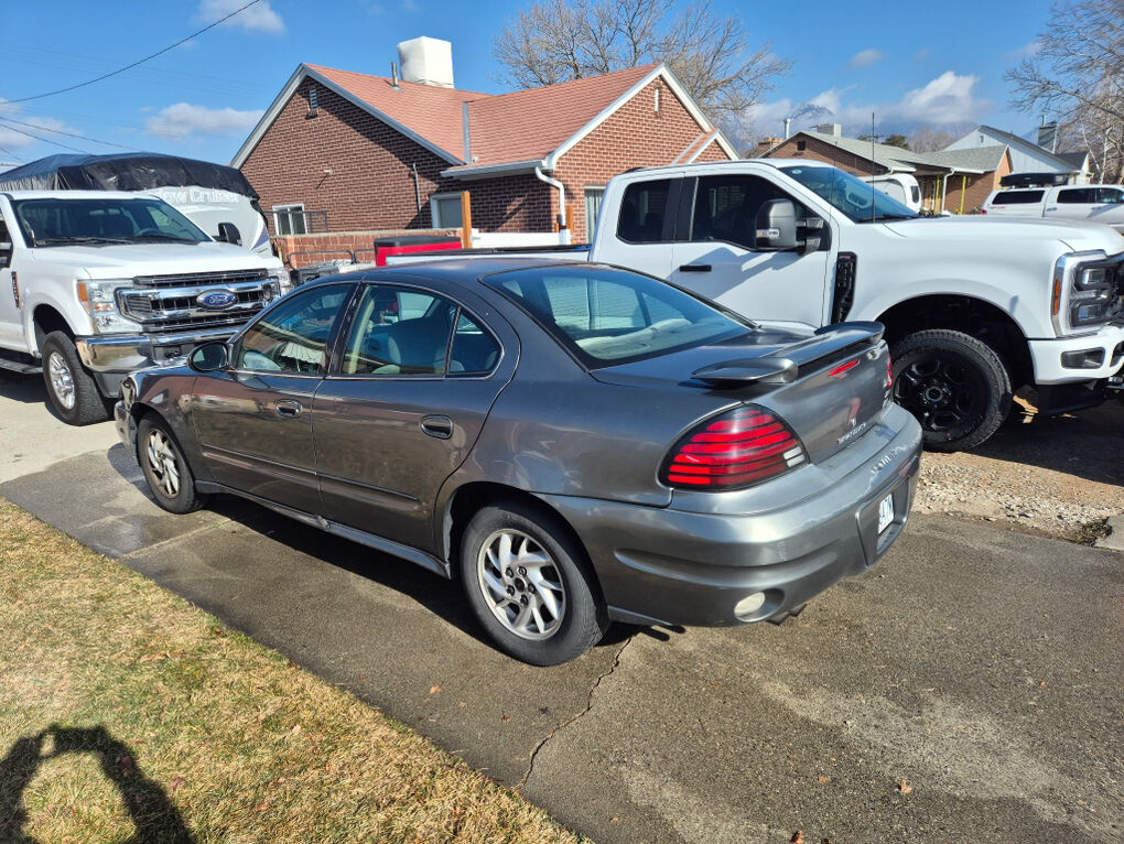 2004 PONTIAC GRAND AM SE1