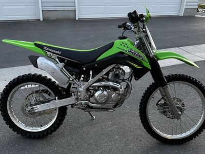 Dirt Bike KLX140 2018