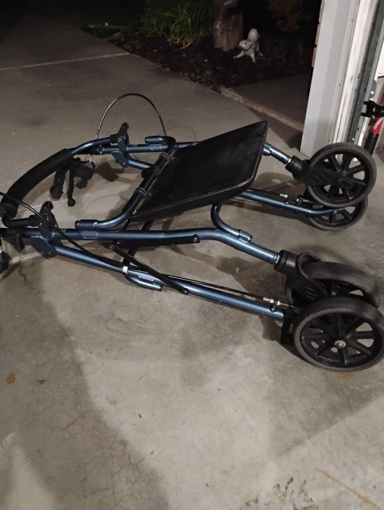 Main image 3