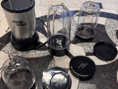 Magic Bullet Personal Blender 8-Piece Set - Works Great