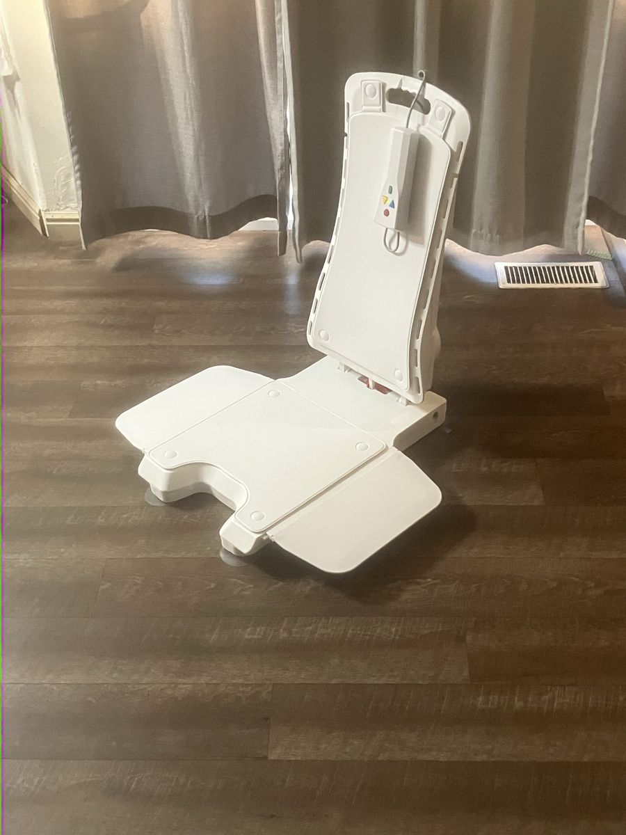 Main image 3