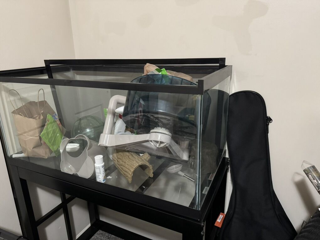 Hamster Tank, tank Stand And Supplies