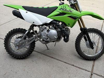2022 klx 110